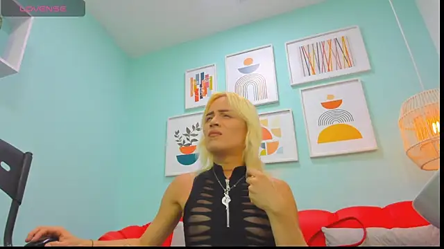 alexawinterrr online show from October 23, 8:18 pm