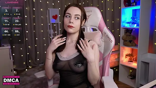 leziowl online show from November 8, 6:50 am