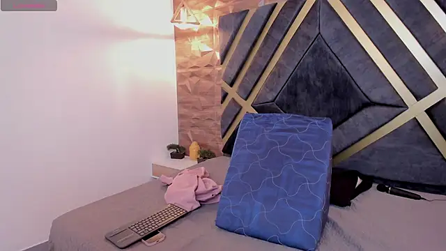 Valka Ross online show from February 5, 11:22 pm