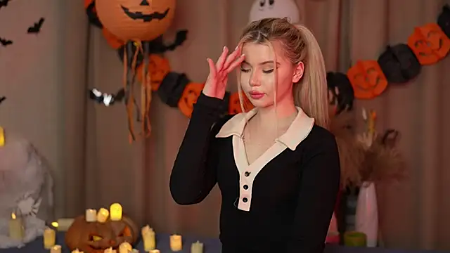 Snapshot of AshleyNikoo chatting on October 30, 3:31 pm AshleyNikoo online show from October 30, 3:31 pm