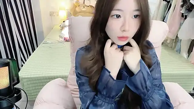 Gardenia-222 online show from December 18, 1:37 pm
