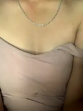 Snapshot of Lin98-pusy chatting on October 23, 3:10 pm Lin98-pusy online show from October 23, 3:10 pm