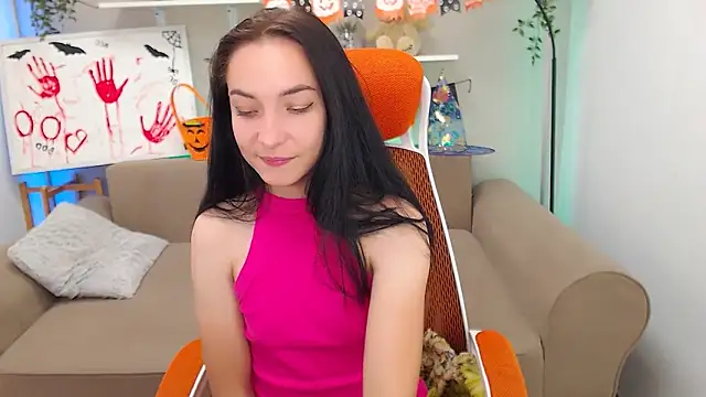 Emilly  Grey online show from October 18, 5:42 am