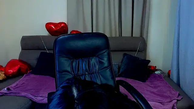 Emilly  Grey online show from February 19, 7:00 pm