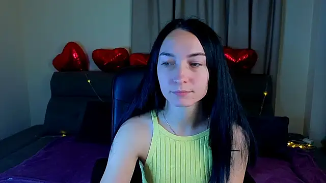 Emilly  Grey online show from February 26, 7:25 pm