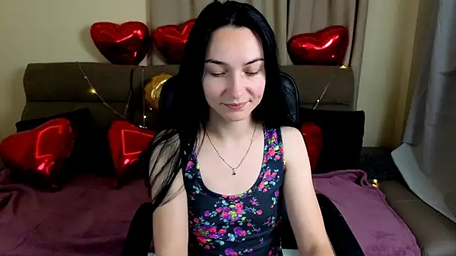 Emilly  Grey online show from February 12, 7:35 pm