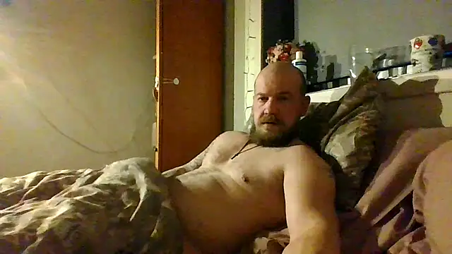 Snapshot of Real_viking chatting on January 15, 3:59 pm Real viking online show from January 15, 3:59 pm