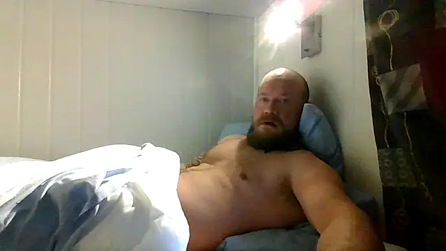 Snapshot of Real_viking chatting on February 7, 5:32 pm Real viking online show from February 7, 5:32 pm