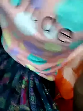 Snapshot of kavita_bhabi chatting on October 14, 11:00 am kavita bhabi online show from October 14, 11:00 am