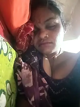Snapshot of SHMA-77 chatting on February 18, 6:59 pm SHMA-77 online show from February 18, 6:59 pm