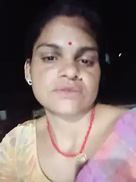 Snapshot of SHMA-77 chatting on May 19, 3:30 pm SHMA-77 online show from May 19, 3:30 pm