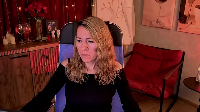 DonnaSmitth online show from April 9, 7:09 pm