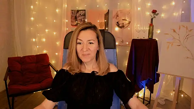 DonnaSmitth online show from December 5, 1:10 pm