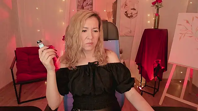 DonnaSmitth online show from March 23, 6:52 pm