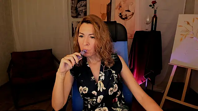 DonnaSmitth online show from October 30, 3:31 pm