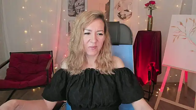 DonnaSmitth online show from March 9, 6:55 pm