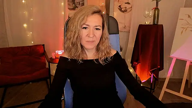 DonnaSmitth online show from December 22, 6:19 pm