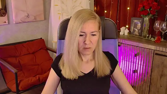 DonnaSmitth online show from May 29, 6:58 pm