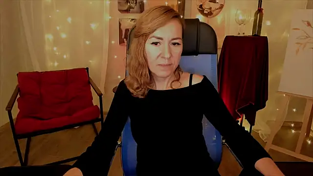 DonnaSmitth online show from November 11, 3:40 pm