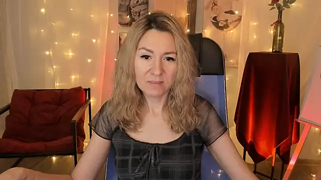 DonnaSmitth online show from February 5, 6:48 pm