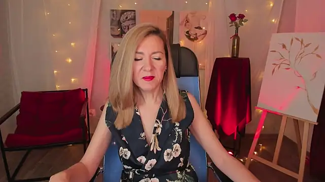 DonnaSmitth online show from February 19, 6:38 pm