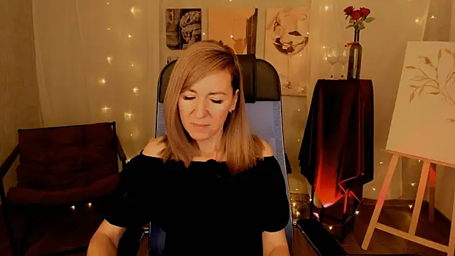 DonnaSmitth online show from December 16, 2:10 pm