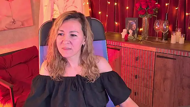 DonnaSmitth online show from April 7, 6:54 pm