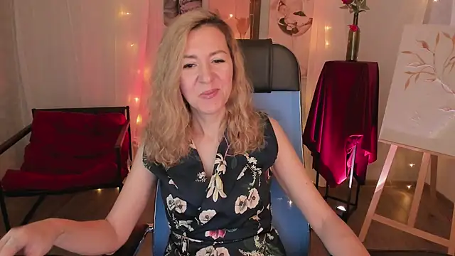 DonnaSmitth online show from March 5, 6:37 pm