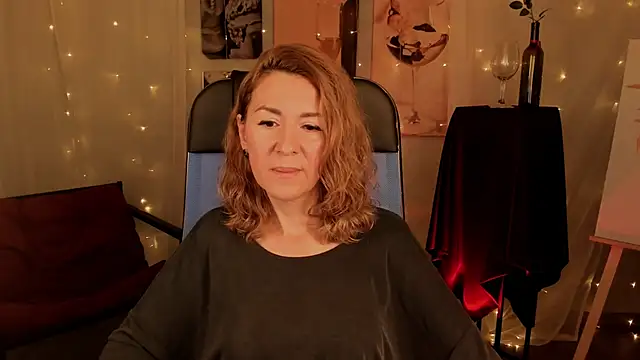 DonnaSmitth online show from October 16, 4:15 pm