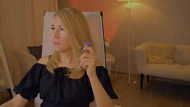 DonnaSmitth online show from January 12, 6:47 pm