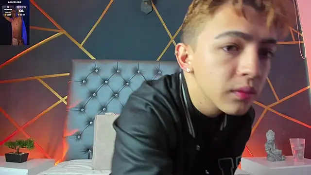 Lian Miller1  online show from October 28, 12:15 pm