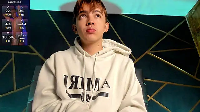 Lian Miller1  online show from December 16, 12:09 pm