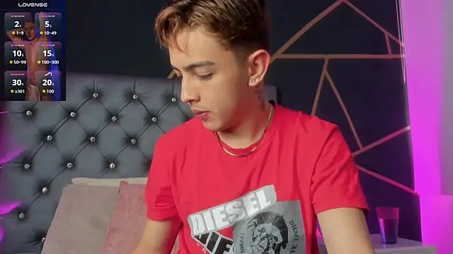 Lian Miller1  online show from October 29, 12:37 pm