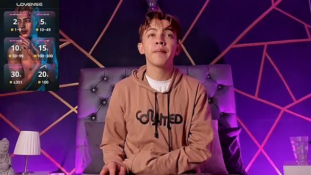 Lian Miller1  online show from April 7, 12:07 pm