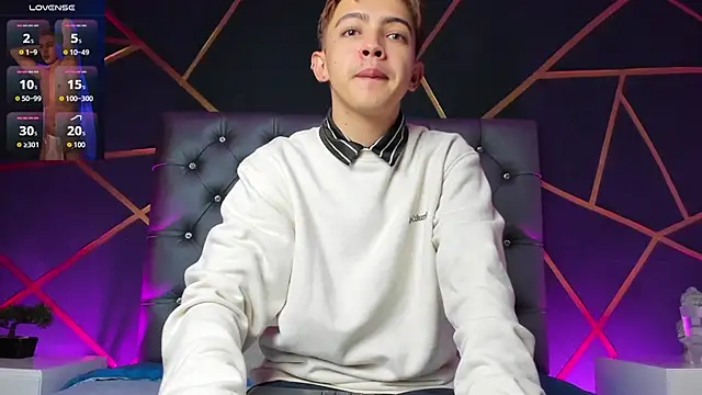 Lian Miller1  online show from November 17, 12:20 pm