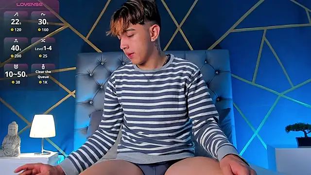 Lian Miller1  online show from March 12, 12:31 pm