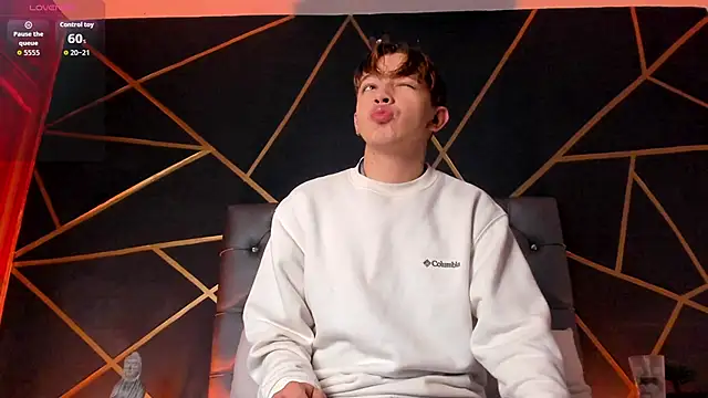 Lian Miller1  online show from February 25, 12:27 pm