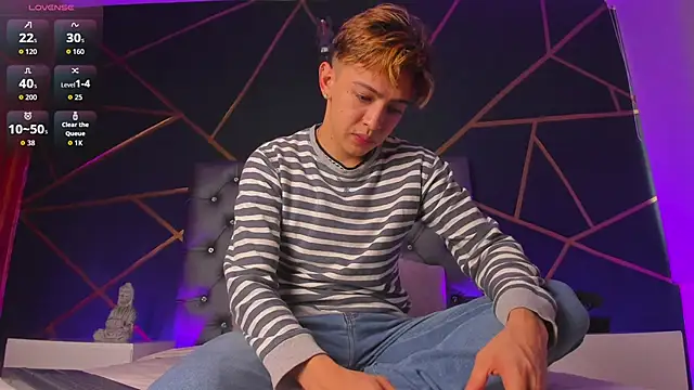 Lian Miller1  online show from February 15, 8:19 pm