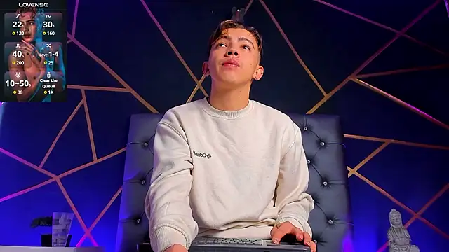 Lian Miller1  online show from February 7, 12:46 pm