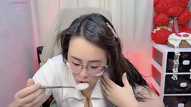 NEWONETO online show from November 15, 3:16 pm