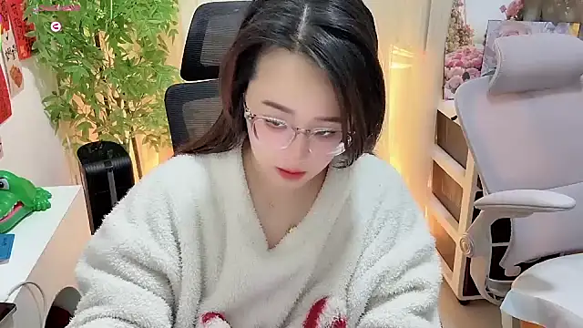 NEWONETO online show from January 12, 7:31 pm