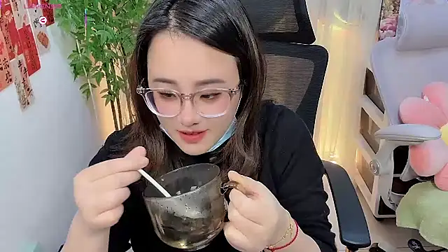 NEWONETO online show from February 25, 2:28 pm