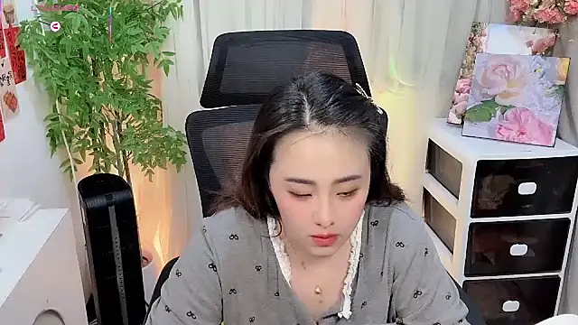 NEWONETO online show from February 21, 2:08 pm