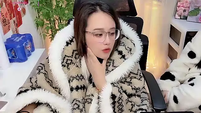 NEWONETO online show from January 19, 12:53 pm