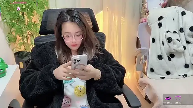 NEWONETO online show from January 16, 8:35 pm