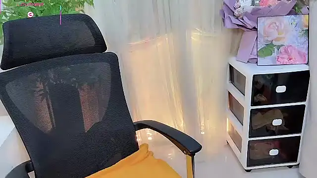 NEWONETO online show from February 4, 12:55 pm