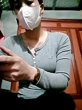 Snapshot of LenaCii chatting on November 9, 2:54 pm LenaCii online show from November 9, 2:54 pm