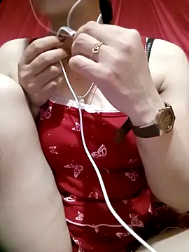 Snapshot of LenaCii chatting on September 27, 5:35 am LenaCii online show from September 27, 5:35 am