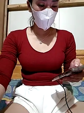 Snapshot of LenaCii chatting on November 12, 5:11 am LenaCii online show from November 12, 5:11 am