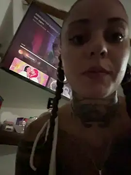 lurosscy online show from November 26, 2:33 am